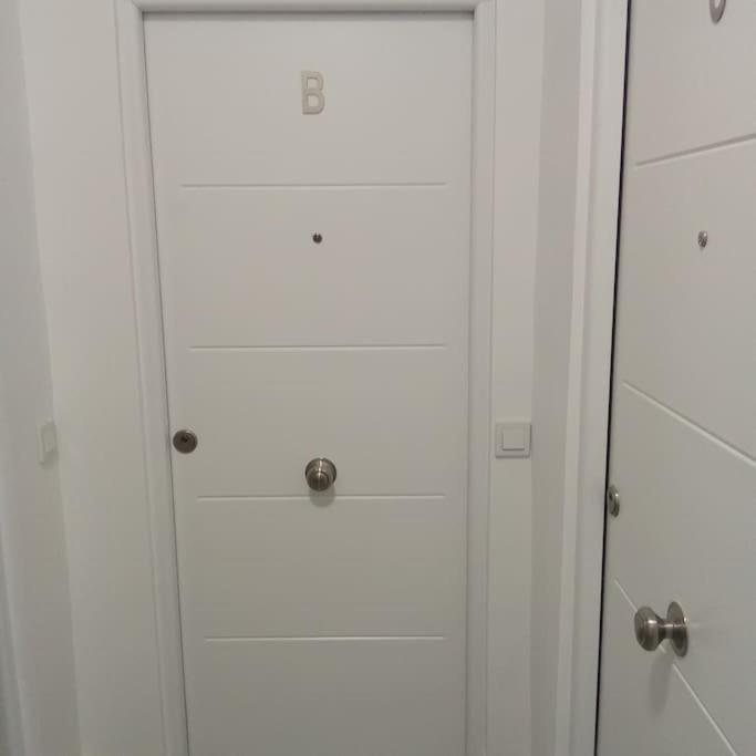 Apartamento Oasis En La Ciudad Málaga Exterior foto